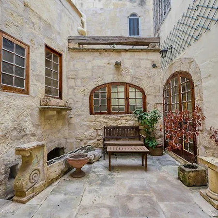 別荘 Charming 4br House Of Character With Private Pool By 360 Estates