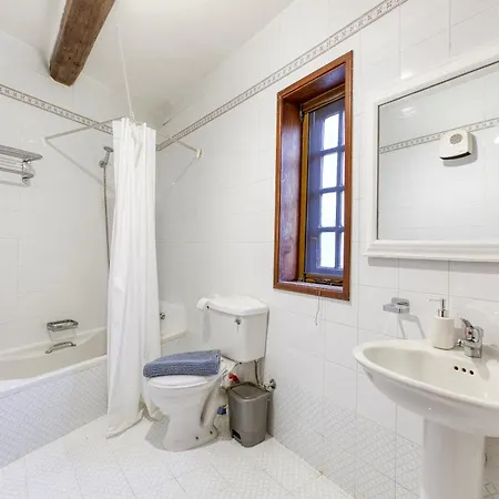 Charming 4br House Of Character With Private Pool By 360 Estates Naxxar